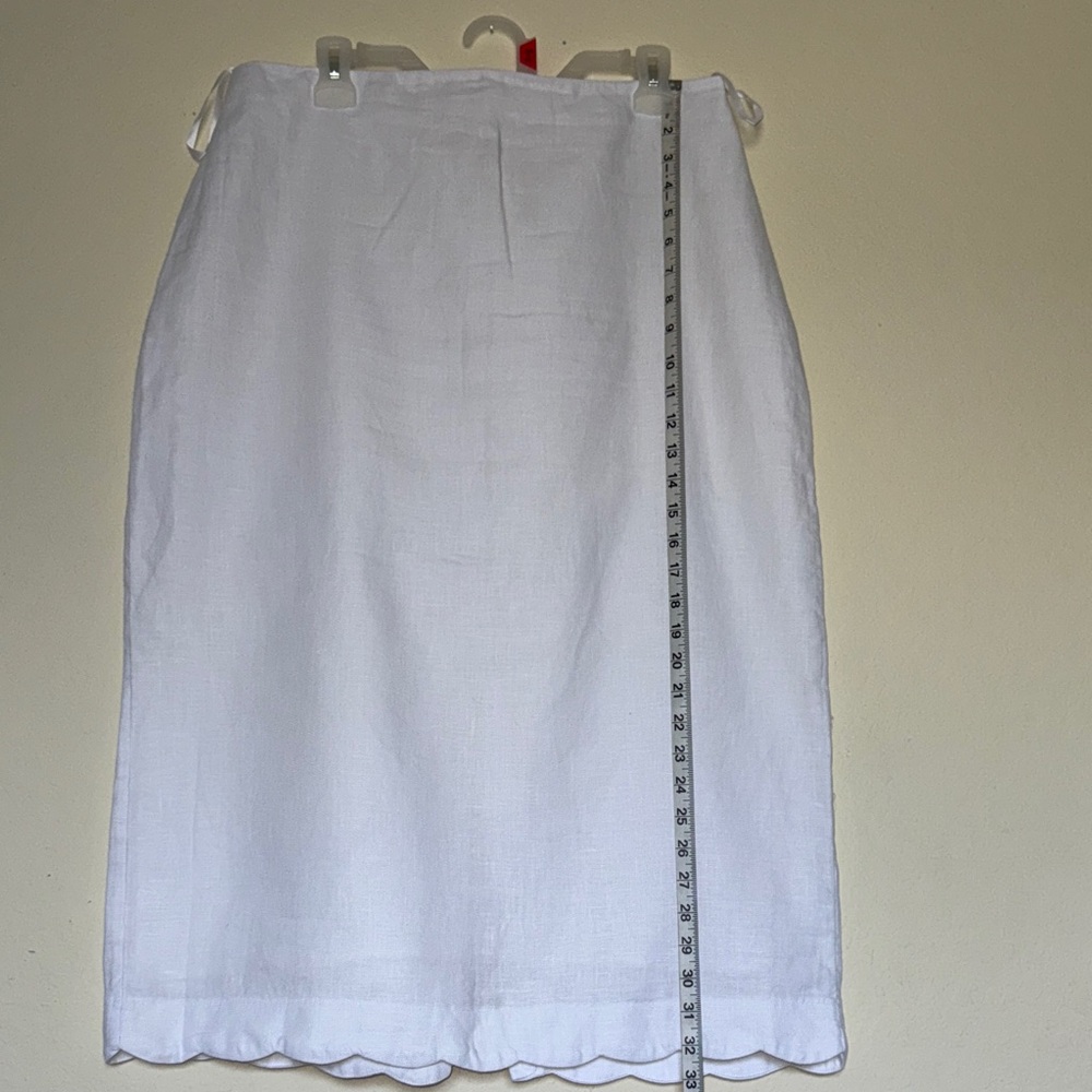 Elegant White Pencil Skirt